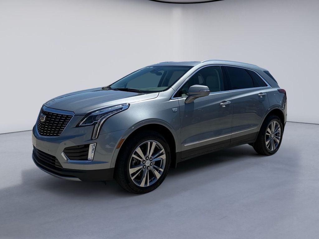 2023 Cadillac XT5 FWD Premium Luxury in Argent Silver Metallic — front three-quarter view